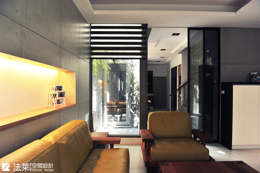 室內裝潢圖片，客廳 室內室外與自然結合的設計概念