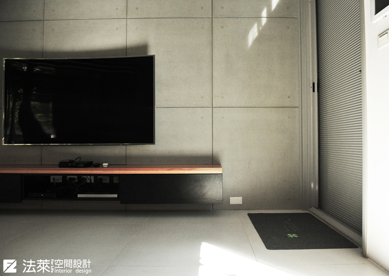 室內裝潢圖片，客廳 室內室外與自然結合的設計概念